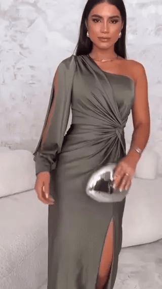 3ae1dc35827b09209c5fcea023926d90_720w-ezgif_Evelie_Elegance_Kleid___Noir_Elegance.gif