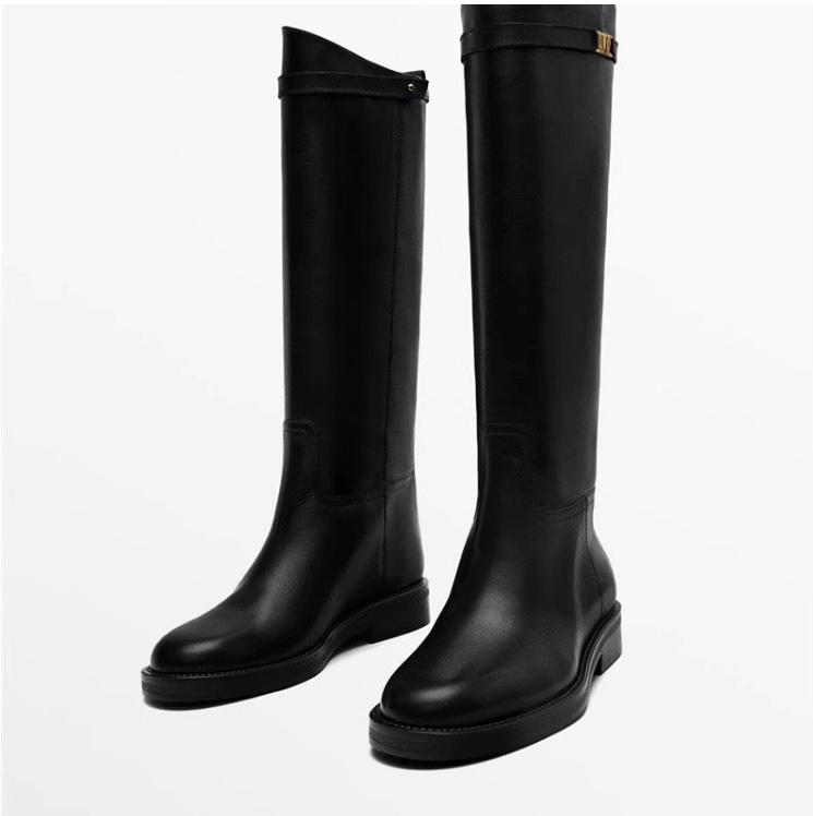 Lia Boots