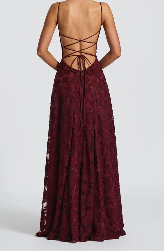 Amelie - Zartes Maxikleid mit Spitzedetail