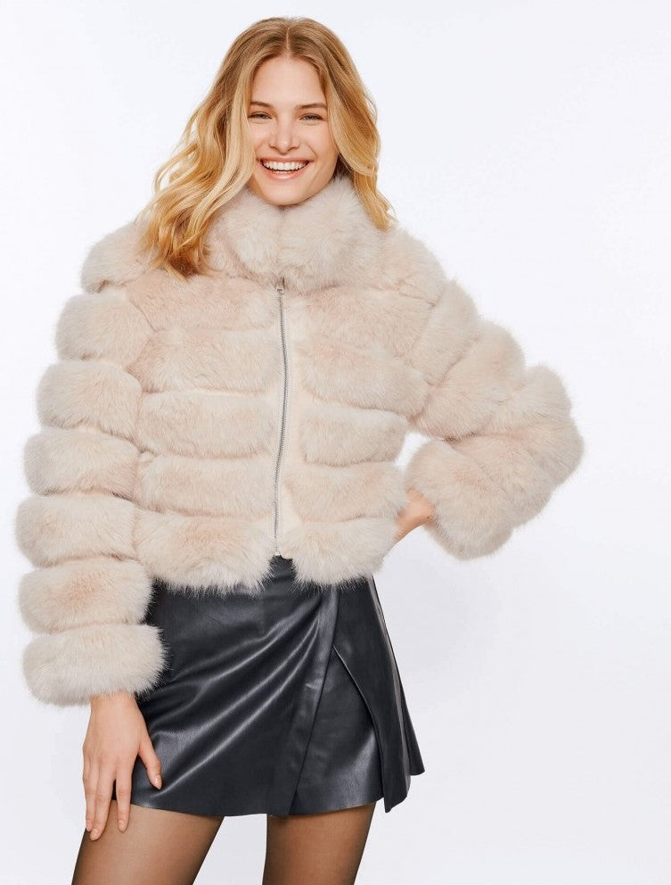 win_jacke_weiss_2.jpg